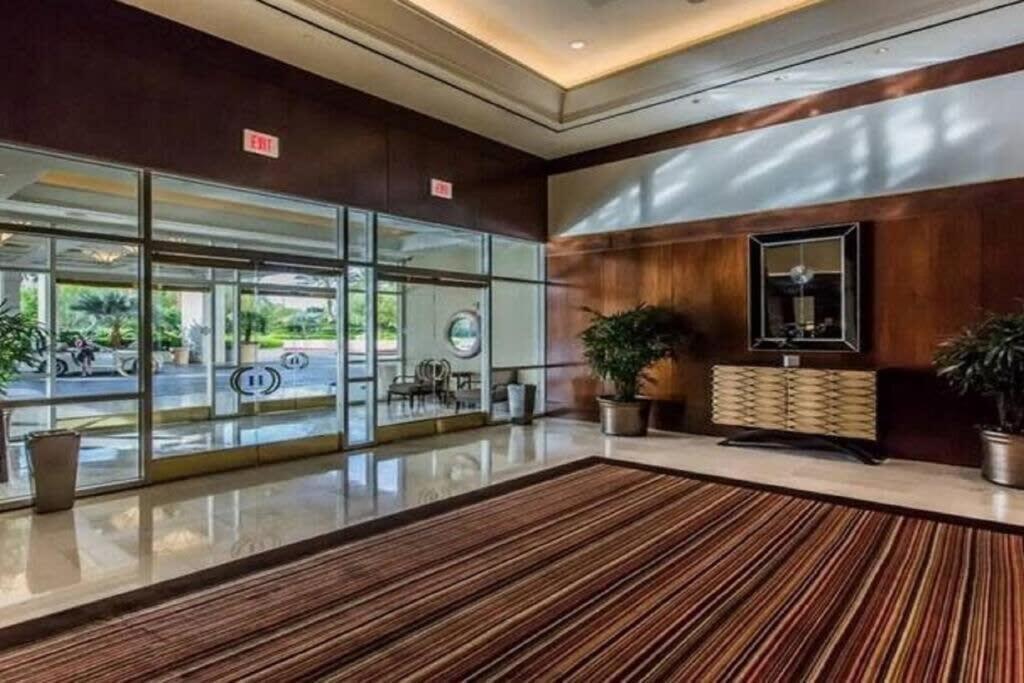 Mgm 15803 Studio Strip View By Orgoto Las Vegas Luaran gambar